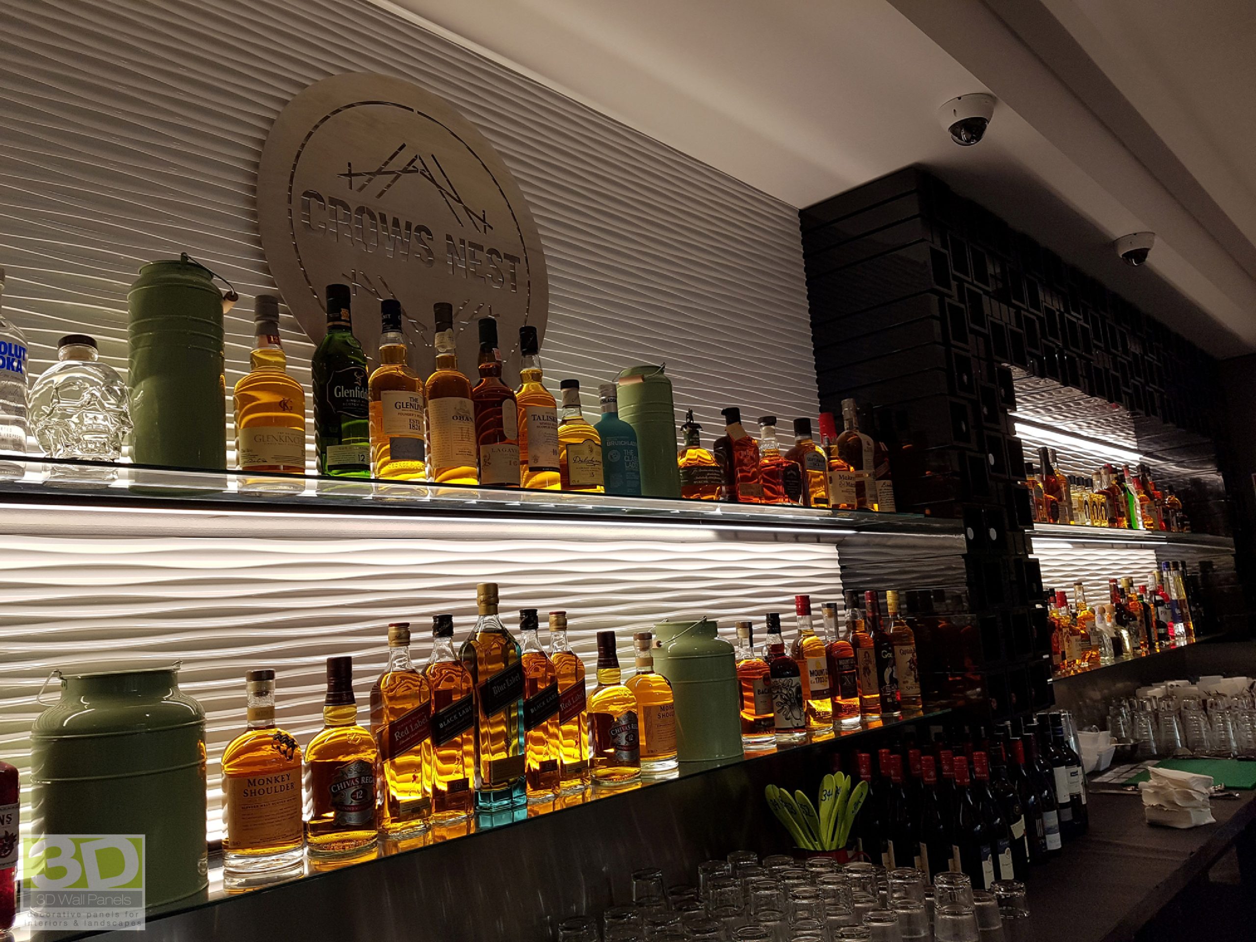 Hourglass - Crows Nest Hotel
