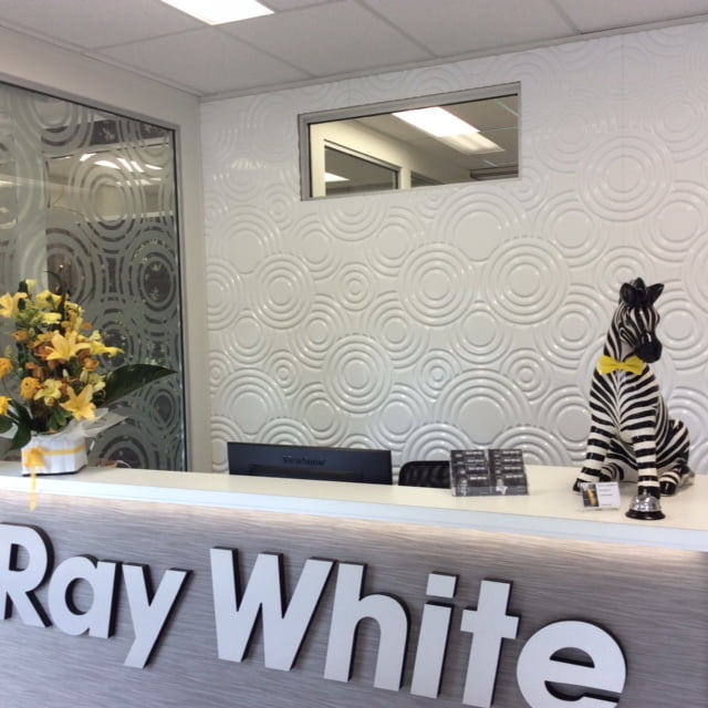 Circles - Ray White