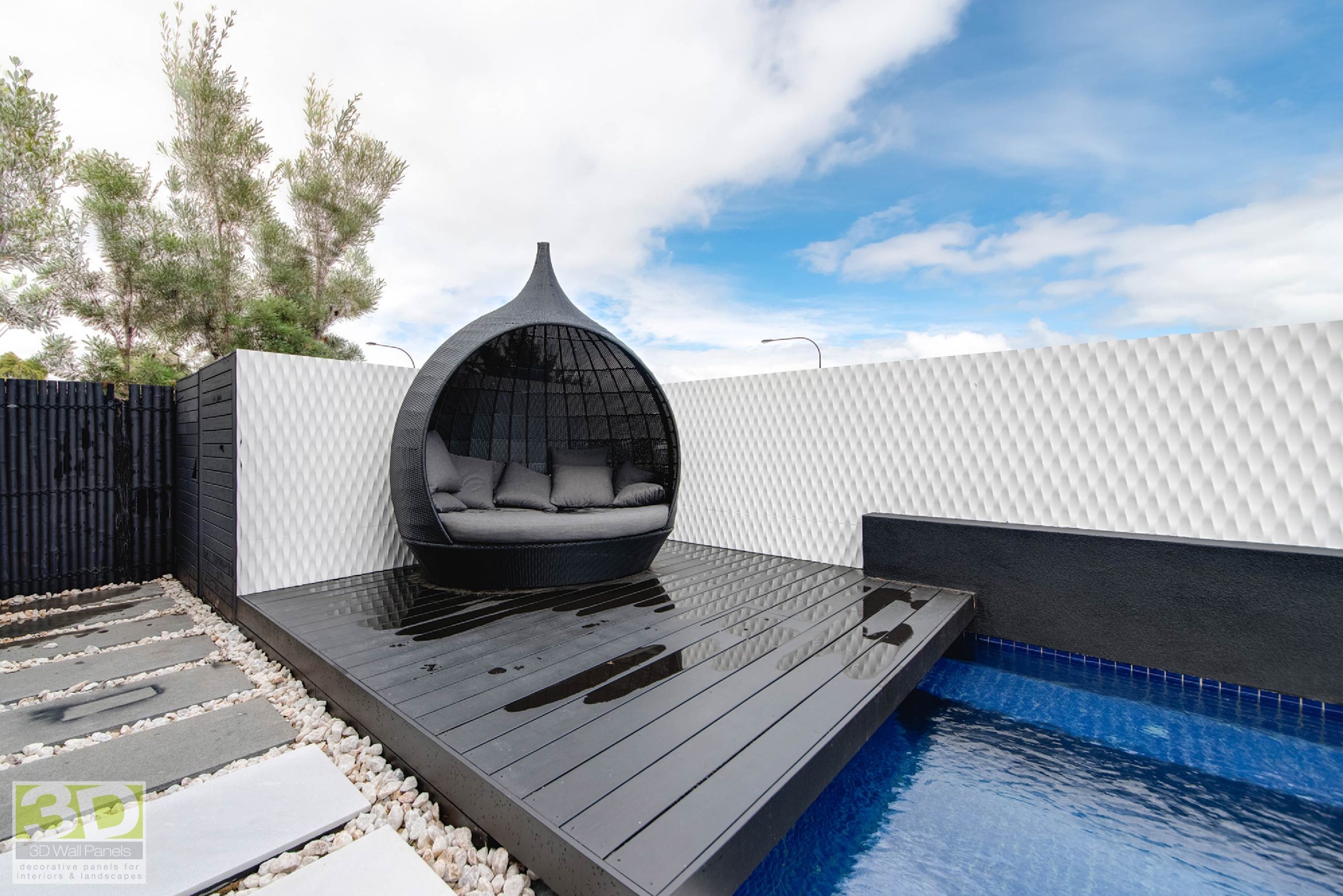 Waves - Pool Area